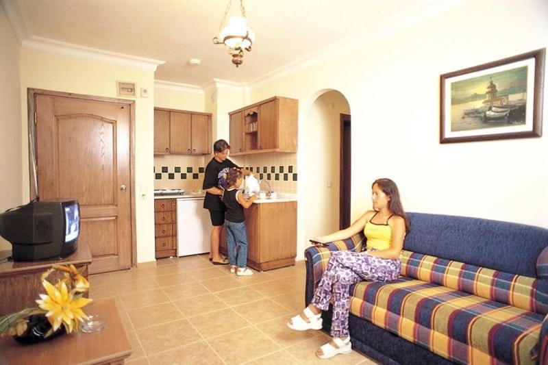 Amber-Rose Apart Hotel Alanya Szoba fotó