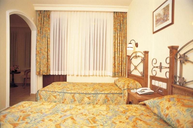 Amber-Rose Apart Hotel Alanya Szoba fotó